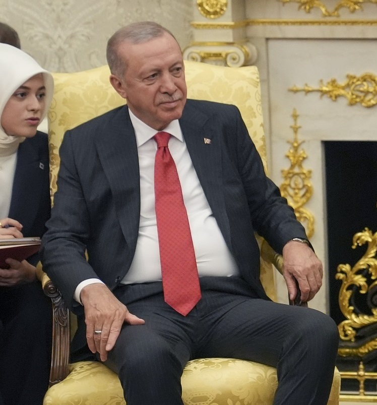 Genel Başkanvekili Yıldırım, Bartın'da sel bölgesinde incelemelerde bulundu 